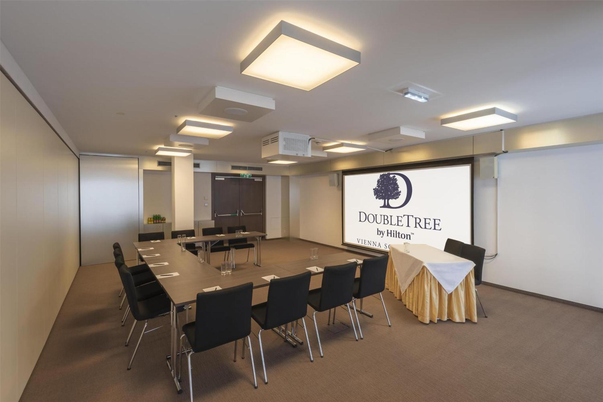 Doubletree By Hilton Schonbrunn