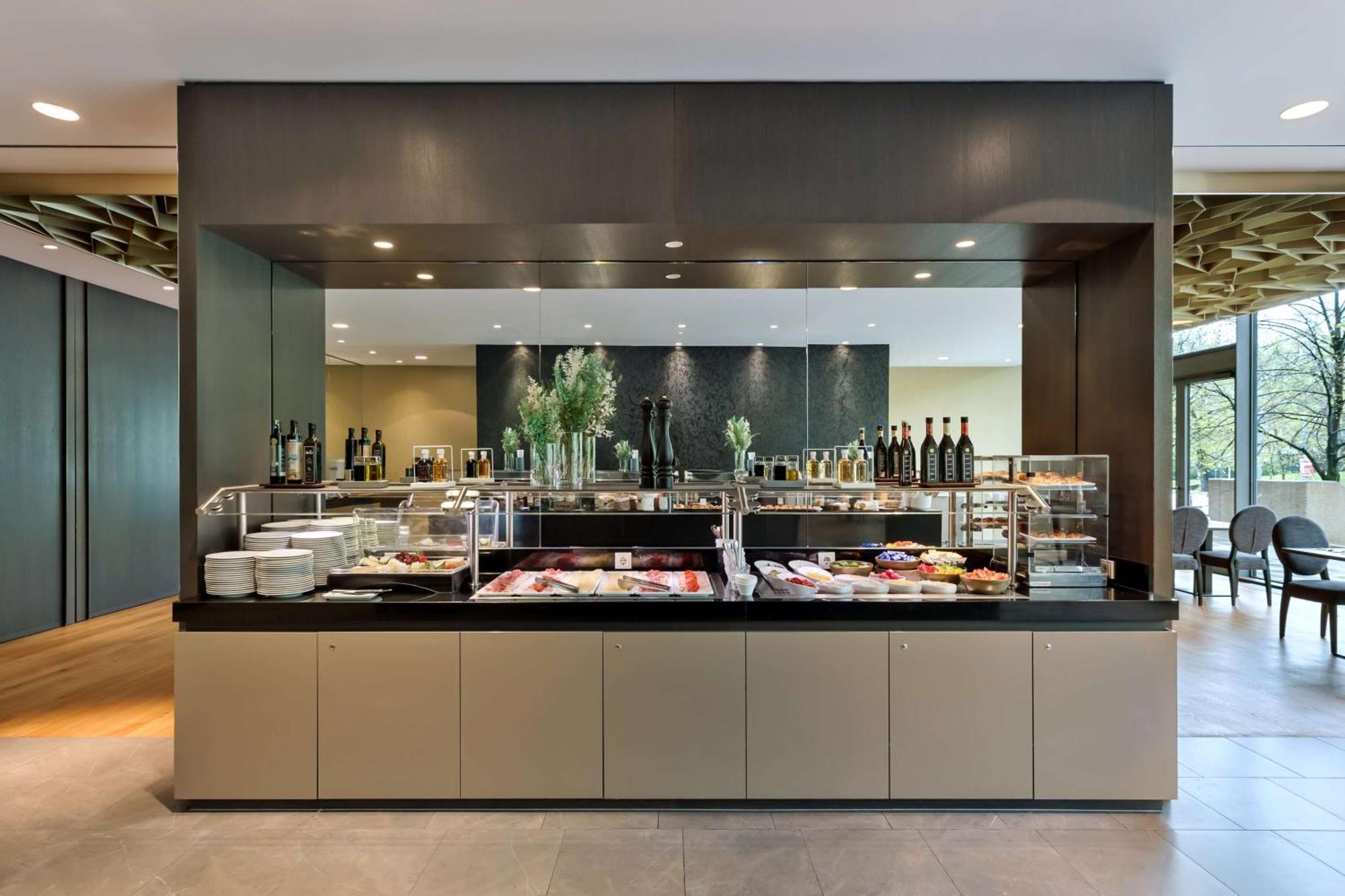 Doubletree By Hilton Schönbrunn 4*